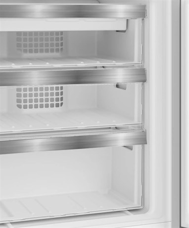 фото: Холодильник Hotpoint HBH 20I