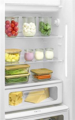 фото: Холодильник Smeg FAB28LWH6