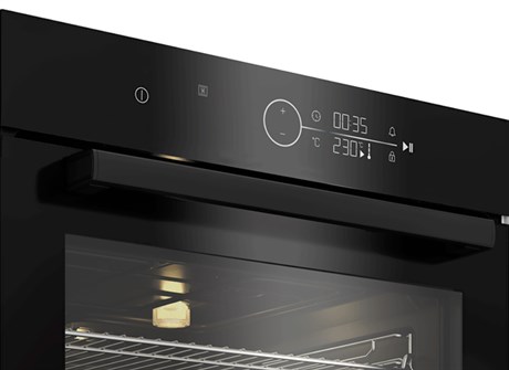 фото: Духовой шкаф Beko BIOM1752KBNC