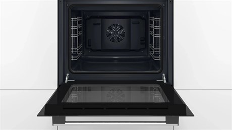 фото: Духовой шкаф Bosch HBF512BW1T