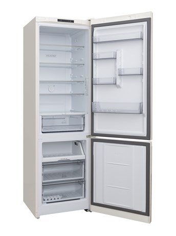фото: Холодильник Hotpoint HT 5200 C AB