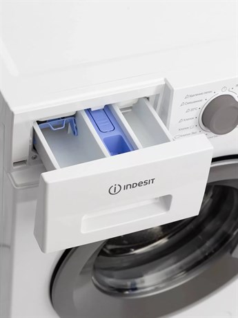 фото: Стиральная машина Indesit ILS3 61291 S