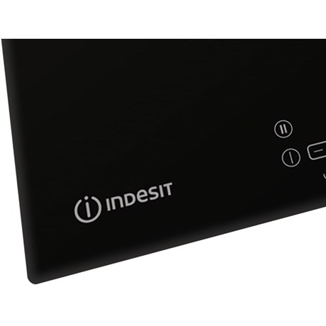 фото: Варочная панель Indesit IRC 345