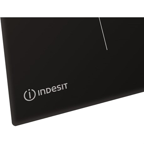 фото: Варочная панель Indesit IS 40CQ45 NE