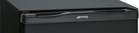 фото: Холодильник Smeg MTE40