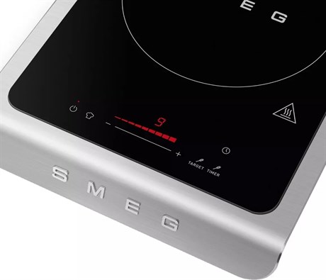 фото: Настольная плита Smeg PIC01WHMEU