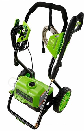 фото: Мойка высокого давления Greenworks GPW2000II