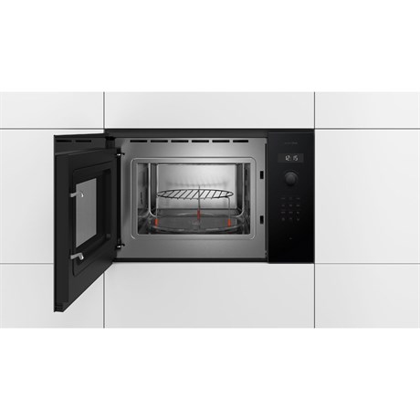 фото: Микроволновая печь Bosch BEL454MB1F