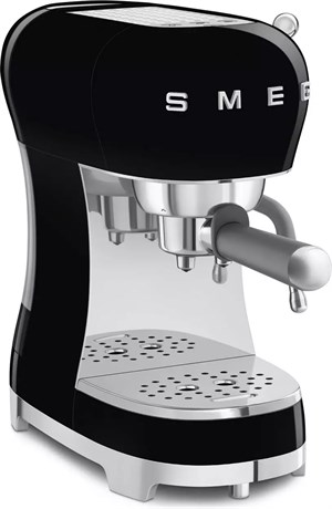 фото: Кофемашина Smeg ECF02BLEU