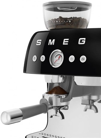 фото: Кофемашина Smeg EGF03BLEU