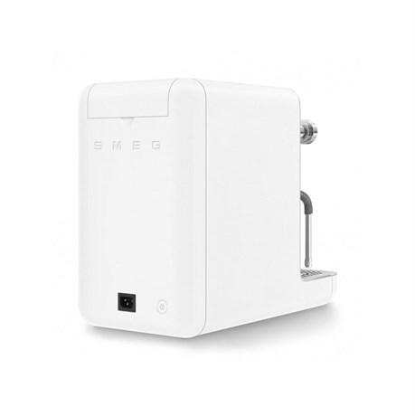 фото: Кофемашина Smeg EMC02WHMEU