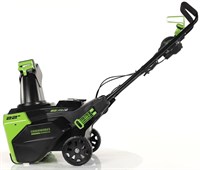 фото: Снегоуборщик Greenworks GD82STK5